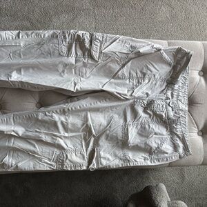 St. John's Bay Light Gray Women's Capris